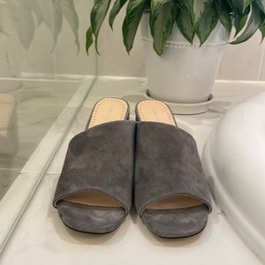 Gray suede Adrienne Vittadini mules